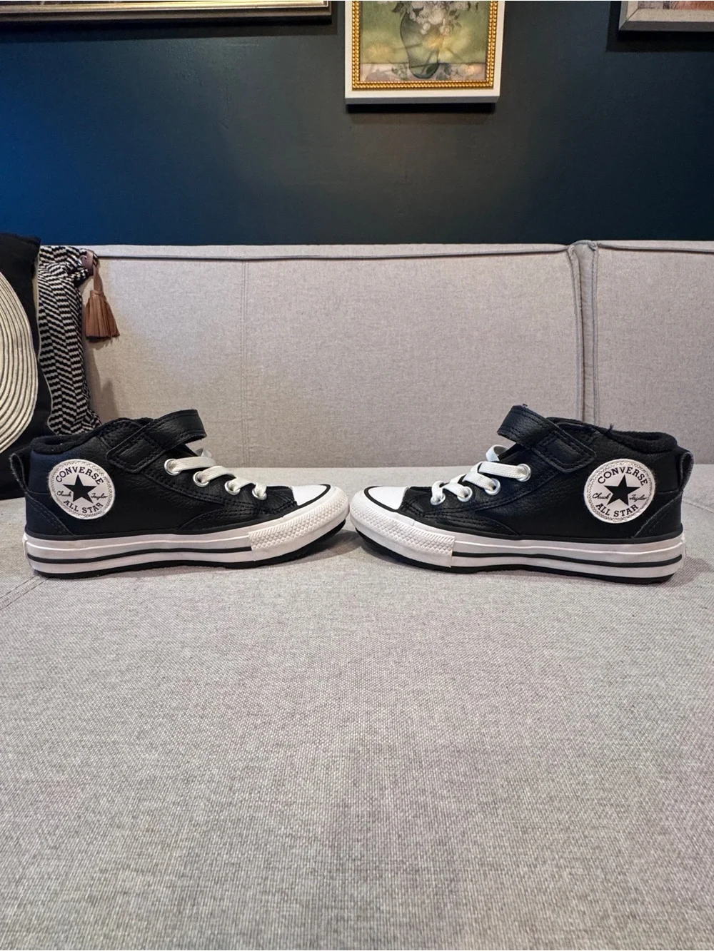 NEW Converse Kids' Black Leather Chuck Taylor All Star High Top Sneakers 13.5 - Picture 5 of 7